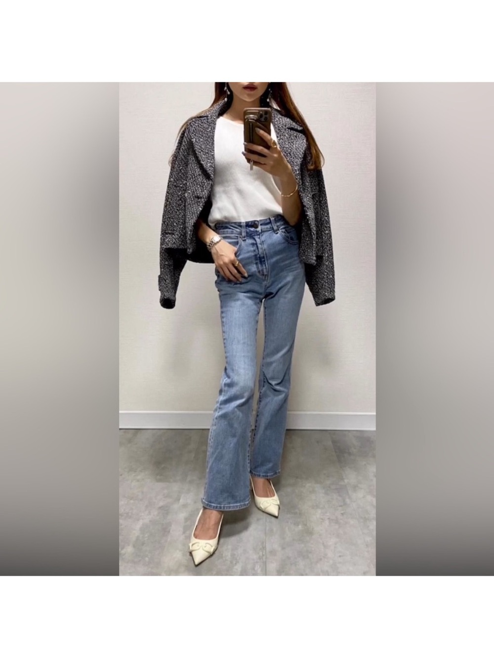 Zara Tweed Cropped Jacket in Charcoal Gray with Gold Buttons - Picture 3 of 16